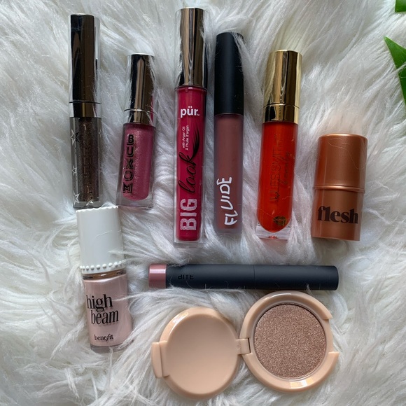 Lips and highlight bundle - Picture 1 of 6